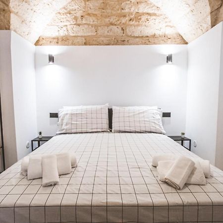 Sanavar Apartment Bari Bagian luar foto